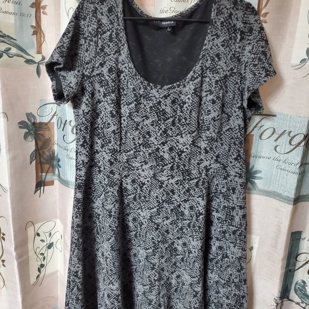 Torrid 2x dress